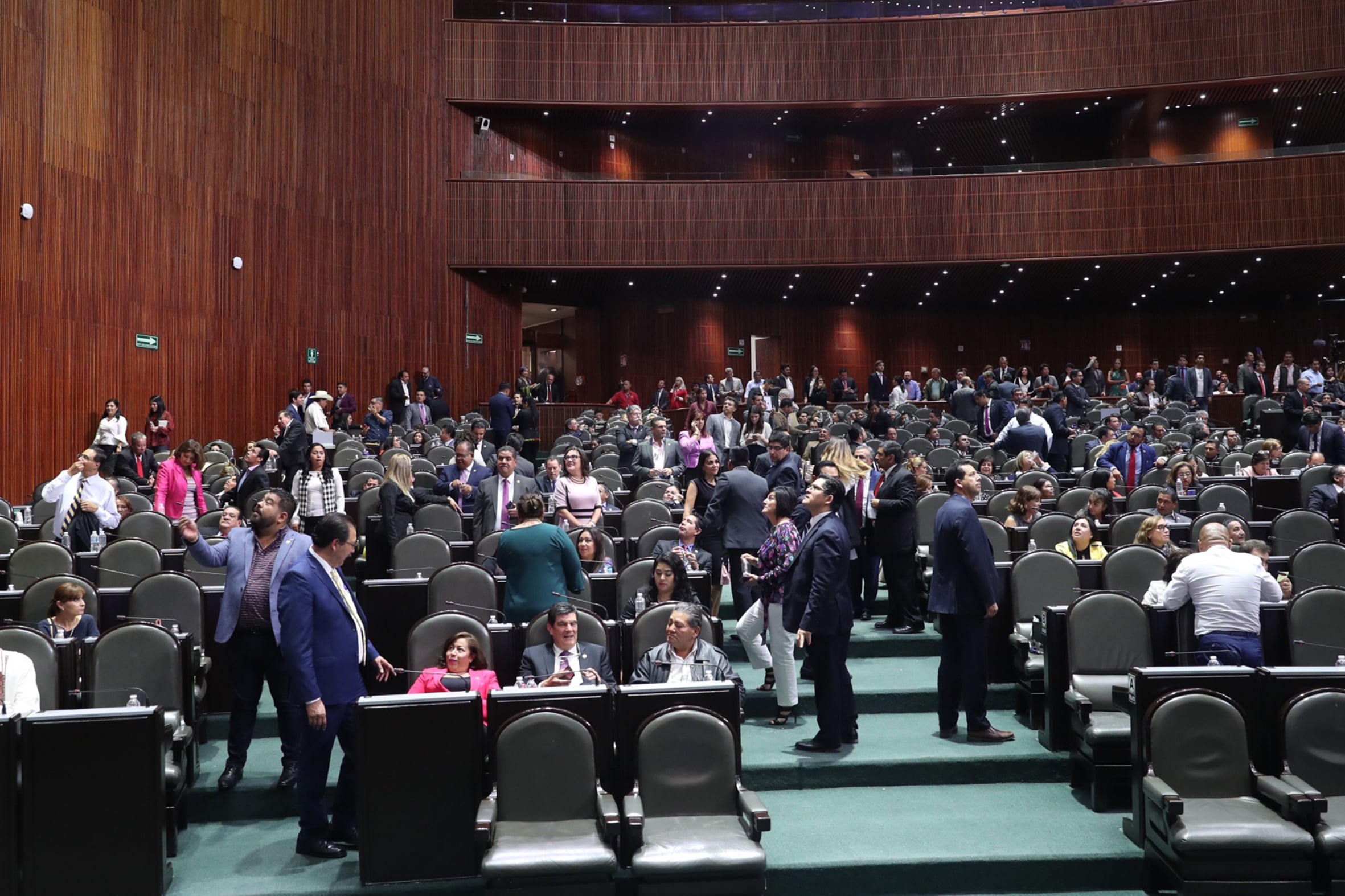 Los actuales diputados mexicanos en la sala
