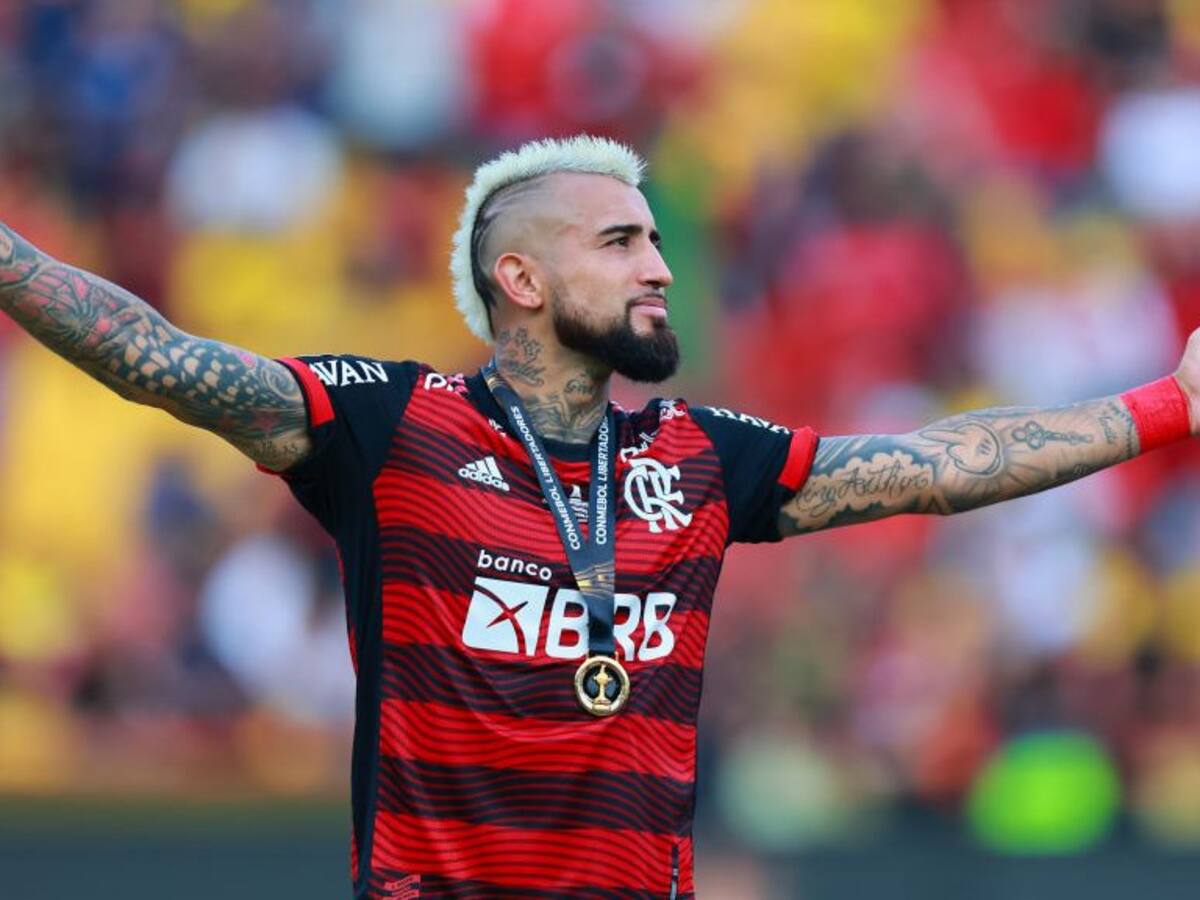 ¡Histórico! Arturo Vidal se convirtió en el tercer futbolista de la historia en jugar la final de Libertadores, Sudamericana y Champions