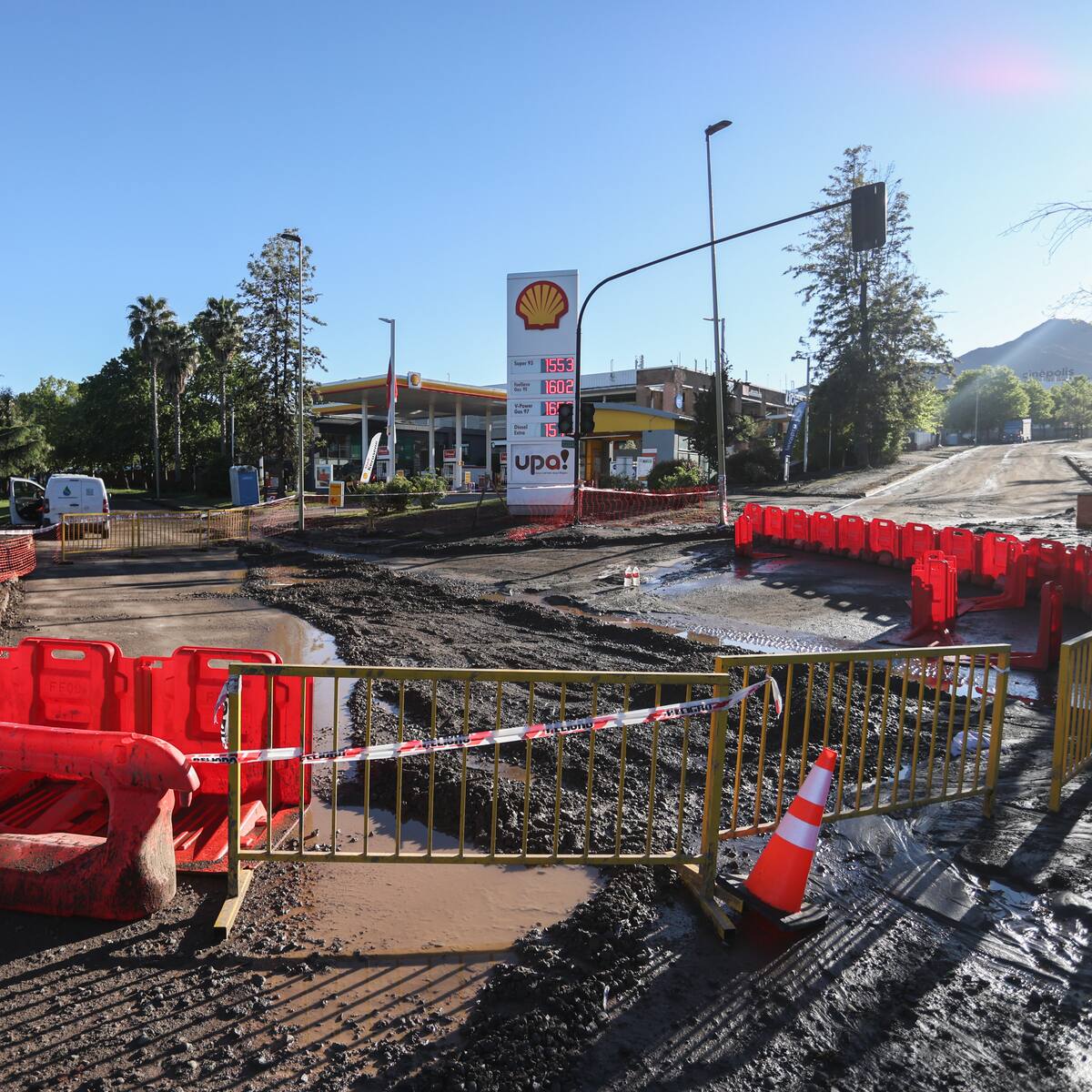 Cerca de 17 mil personas vivirían cerca de quebradas en la RM: expertos advierten falencias en la prevención