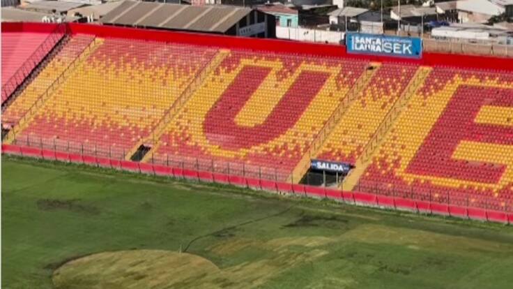 “Nosotros no tenemos nada que ver”: DT de ‘Los Condores’ salió al paso de las críticas por el mal estado de la cancha del Santa Laura
