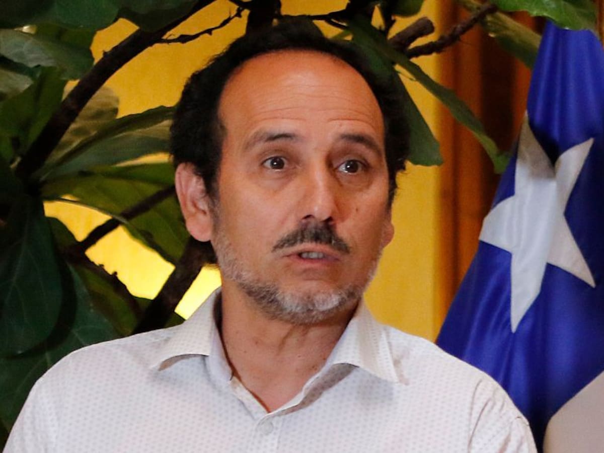 Senador Núñez denuncia “colusión” de parlamentarios con las isapres tras aprobación de ley corta “para desconocer un fallo de la justicia”
