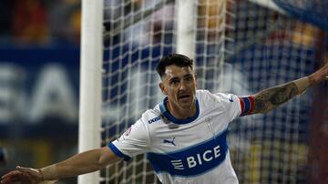 Fernando Zampedri: ¿a cuántos goles está de ser el goleador histórico de la UC y cuándo podría concretar el récord?