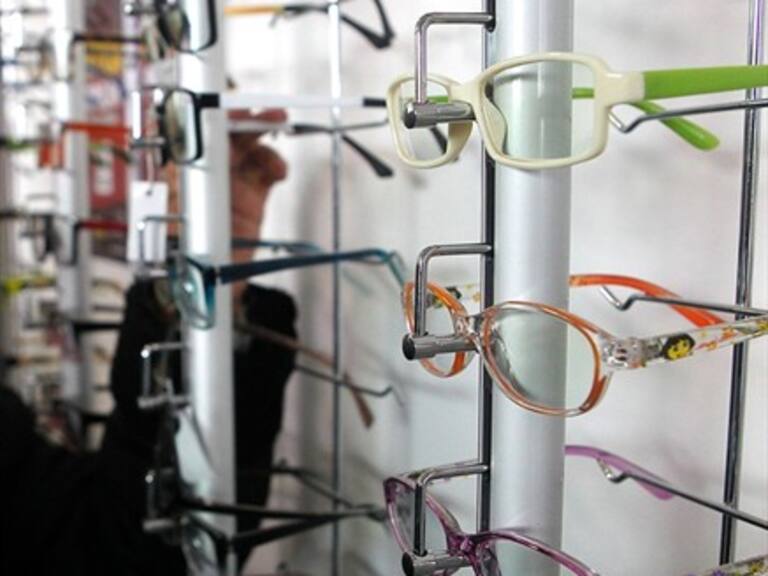 TC decretó que ópticas podrán tener optómetras y tecnólogos para recetar anteojos