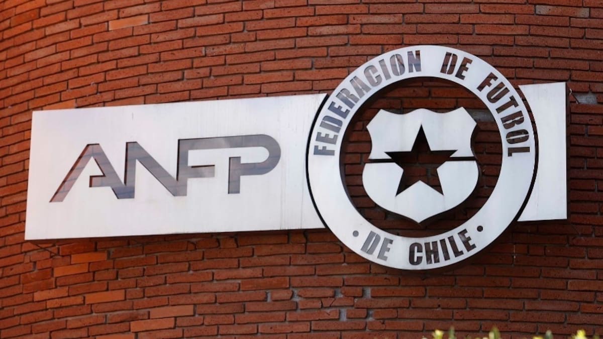 ANFP reacciona ante los hechos de violencia en el amistoso de Colo Colo y Universitario en el Monumental
