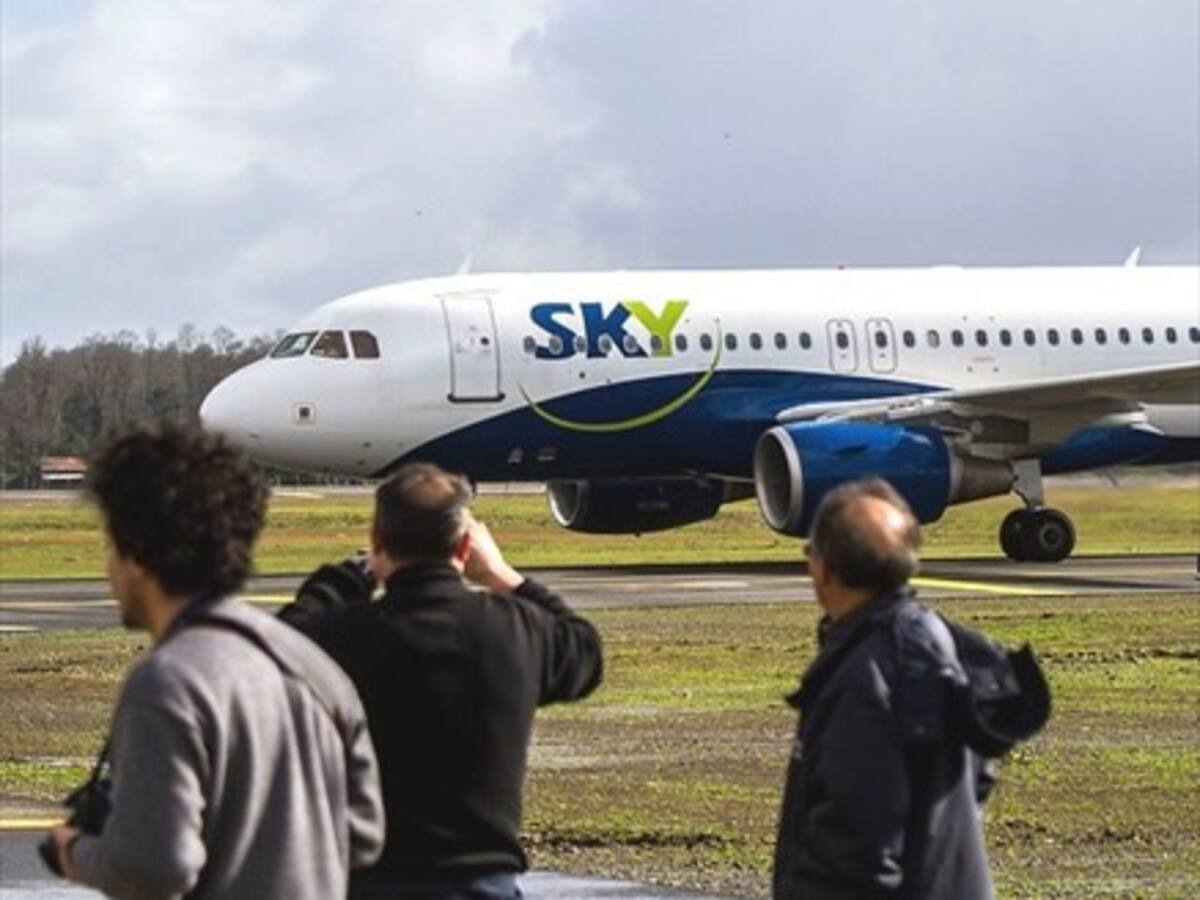 Más de 13 millones de personas viajaron en avión dentro y fuera de Chile