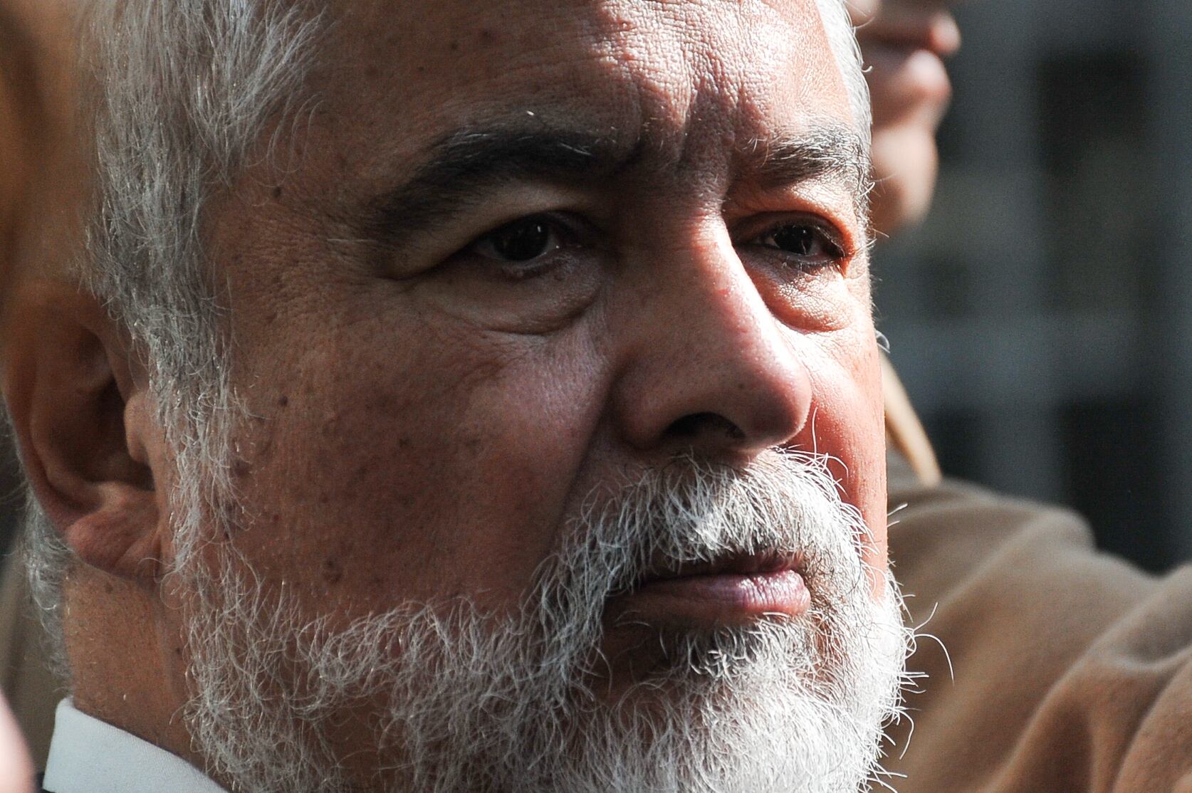 21 DE AGOSTO DEL 2024 / SANTIAGO Abogado Luis Hermosilla, durante su salida del Centro de Justicia después de su primera jornada de formalizacion.
Audiencia de formalización de los abogados Luis Hermosilla y Leonarda Villalobos, en el marco del llamado caso Audios.
FOTO: VICTOR HUENANTE / AGENCIAUNO