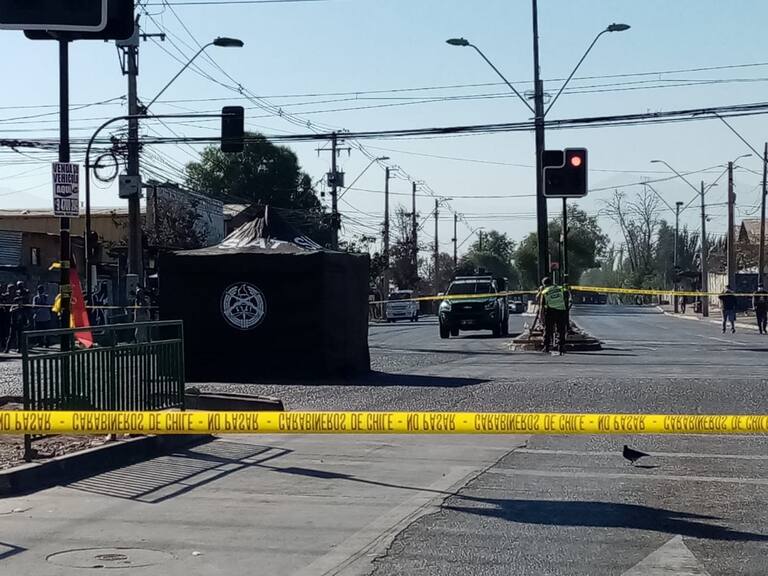Una mujer fallecida dejó atropello de camión en feria libre de El Bosque: conductor quedó detenido