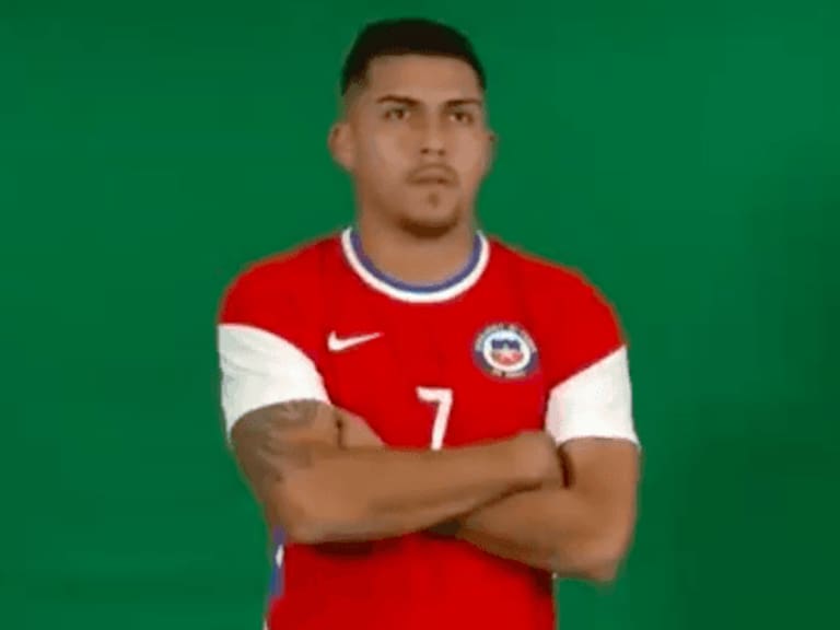 Pinares heredó la «7»: Así fue la sesión fotográfica de la Selección Chilena para la Copa América