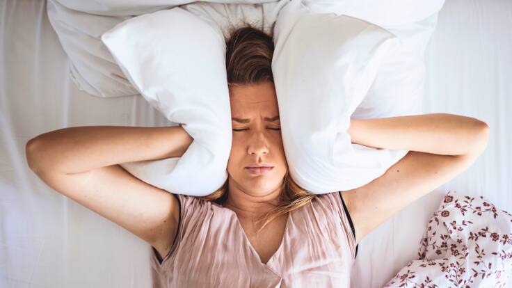 ¿No estás durmiendo bien? Experto revela cada cuánto tiempo se debe cambiar el colchón de la cama