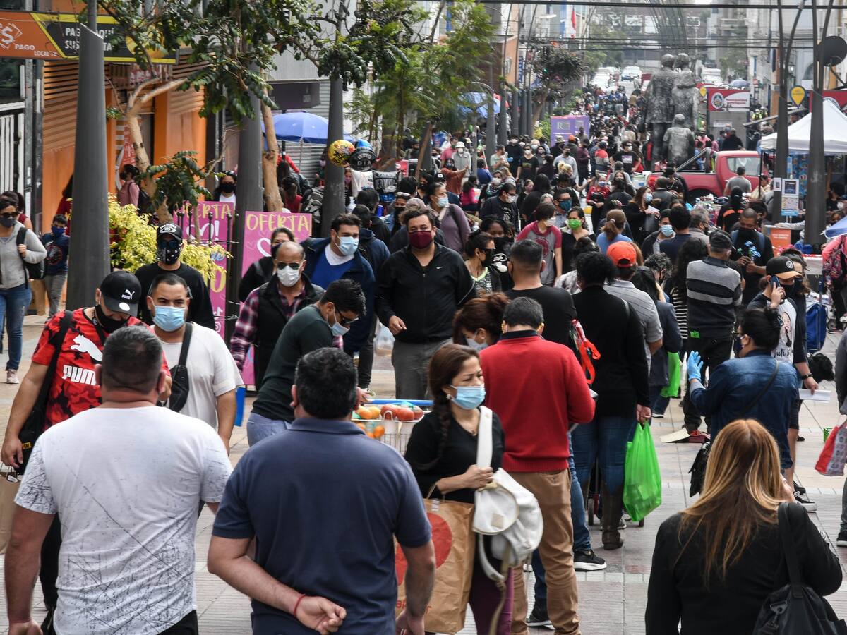 Dirección de Orden y Seguridad de Carabineros informó que una de cada tres personas en cuarentena tiene un Permiso Único Colectivo