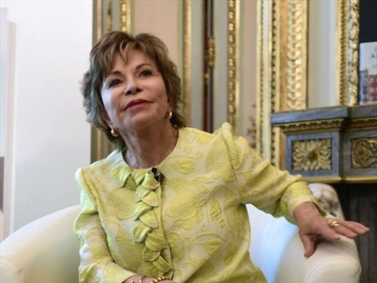 Isabel Allende recibirá Premio Nacional honorario en Estados Unidos
