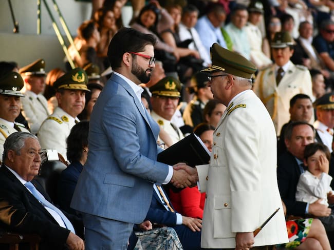 General Ricardo Yáñez habría pactado su salida de Carabineros con el Presidente Boric: se daría después del aniversario de la institución