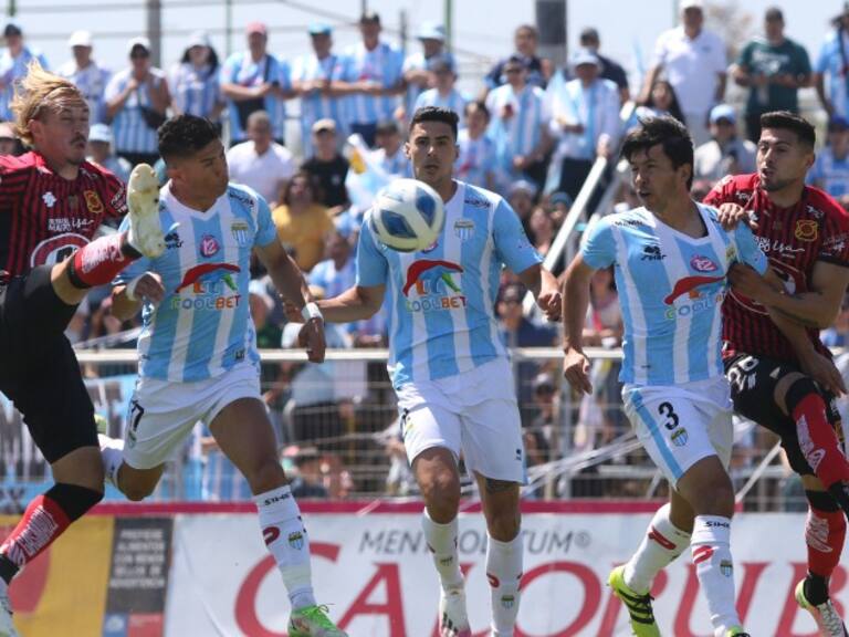 Patricio Vergara lamenta los insultos que recibió tras haber dado por campeón a Magallanes: "Me da pena el nivel de agresividad que hay"