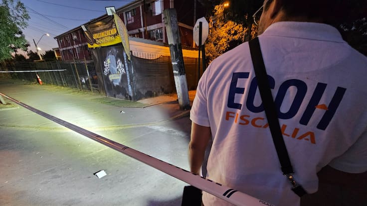 Dispararon al menos 10 veces: padre e hijo resultan heridos tras ataque a balazos desde una motocicleta en La Florida