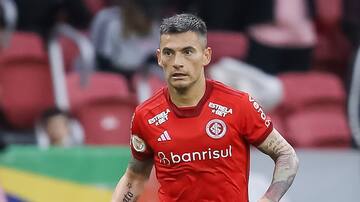 Ya es oficial: Internacional de Porto Alegre confirma que Charles Aránguiz no seguirá en el club