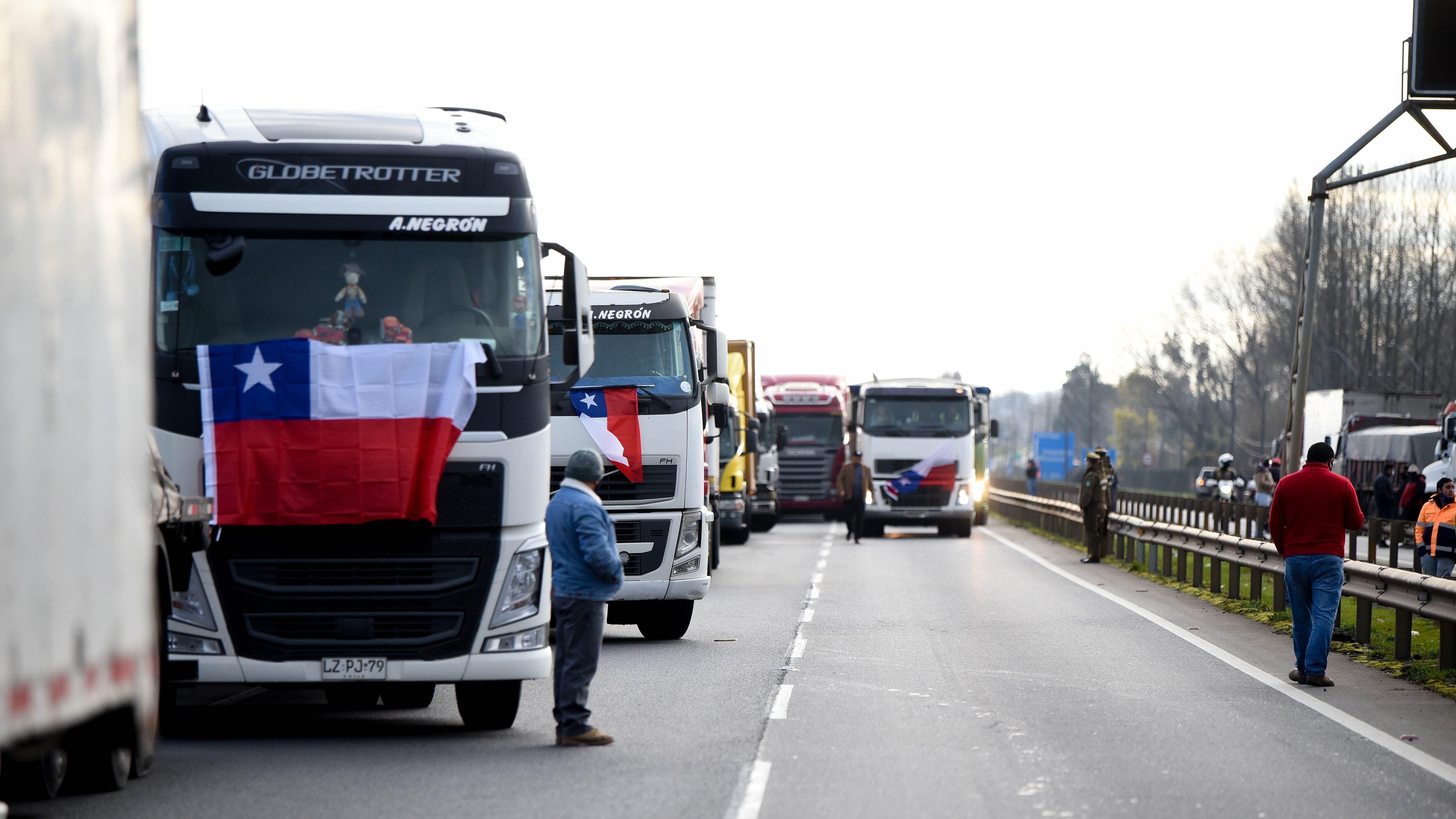 Presidente de la CNTC: Paro de camioneros es "indefinido" y habrá un "estrangulamiento de las carreteras"