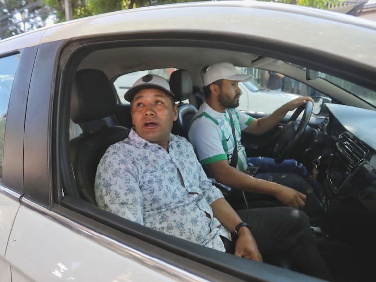 Padre de víctima de Fran Maira llega a actualizar estado de salud de su hijo.