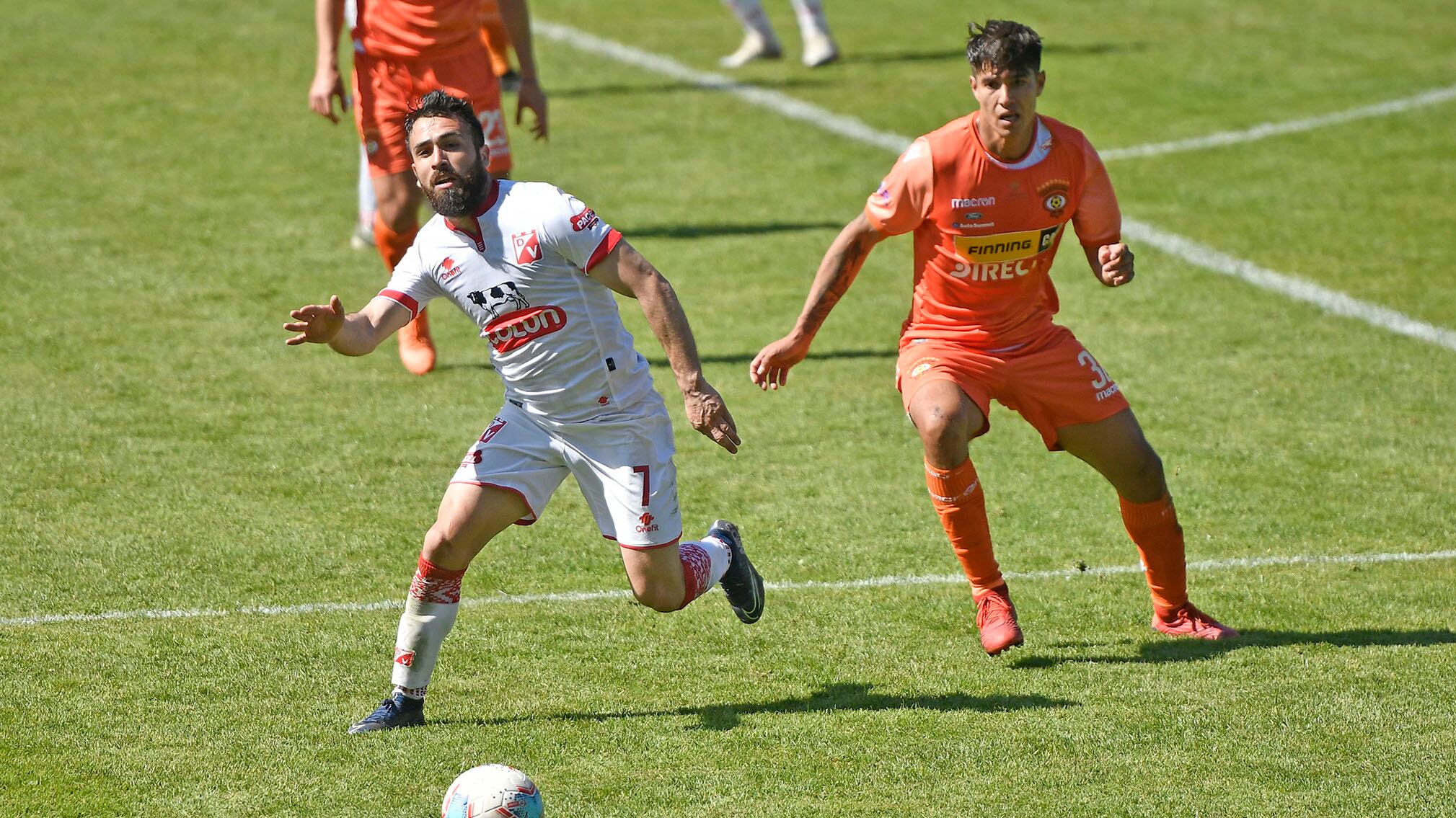 20 Septiembre 2020 / VALDIVIAEn el parque municipal se jugo el partido por la segunda división del futbol profesional entre Deportes Valdivia vs Cobreloa
FOTO. MIGUEL ANGEL BUSTOS / AGENCIA UNO