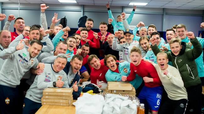 Felipe Méndez disputó todo el encuentro en la victoria del CSKA Moscú ante Zenit