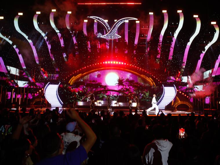 28 DE FEBRERO DE 2024 / VIÑA DEL MAR
Mora se presenta durante la cuarta noche del LXIII Festival Internacional de la Canción de Viña del Mar desde la Quinta Vergara.
FOTO: DIEGO MARTIN /AGENCIAUNO
