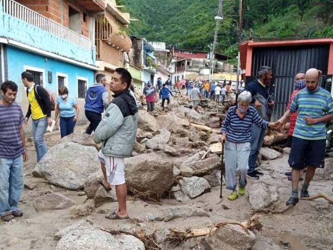 Graves deslizamientos y riadas por las inundaciones en Mérida