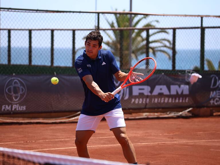 “Espero seguir subiendo el nivel”: Garin supera el debut en el Challenger de Antofagasta