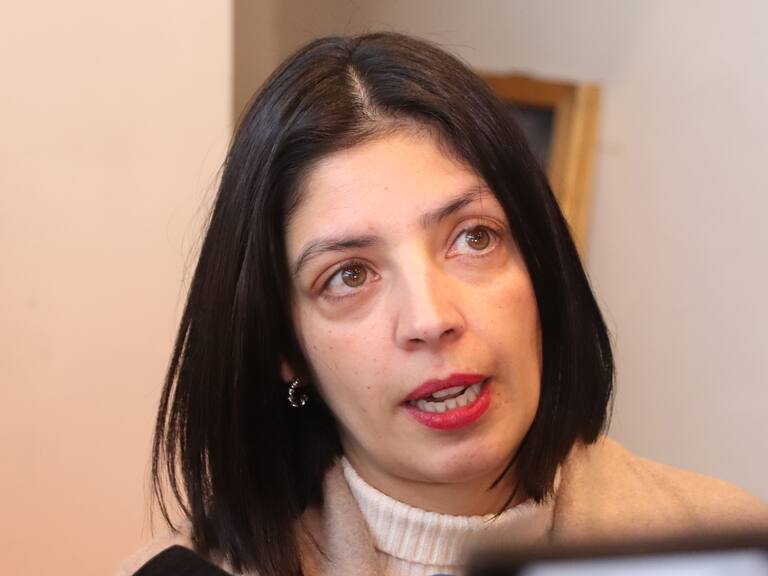 Audios de delegada Lagos abren disputa en Caso Convenios: oposición asegura que sabía del fraude