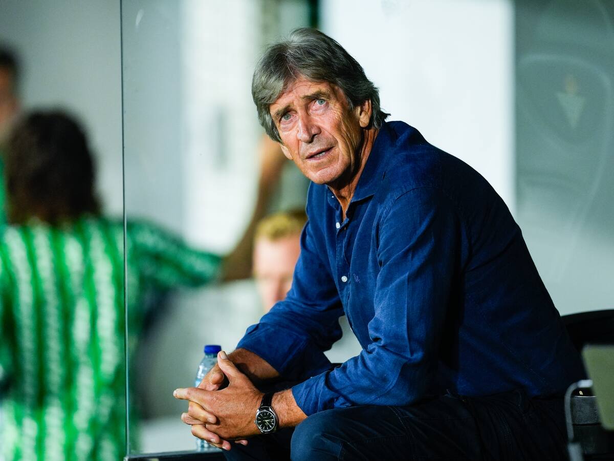 Los cinco chilenos que Pellegrini habría descartado para el Betis: hay dos bicampeones con La Roja