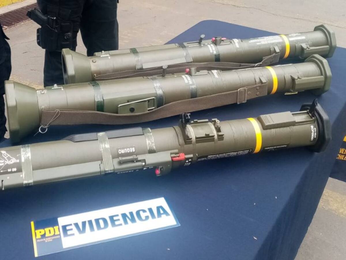 Lanzacohetes, escopetas y glocks: detienen a cuatro funcionarios del Ejército y un civil por venta de armas