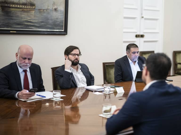 6% a cuenta individual y sin subir impuestos: PDG y Republicanos se reúnen con La Moneda de cara a las reformas de pensiones y tributaria