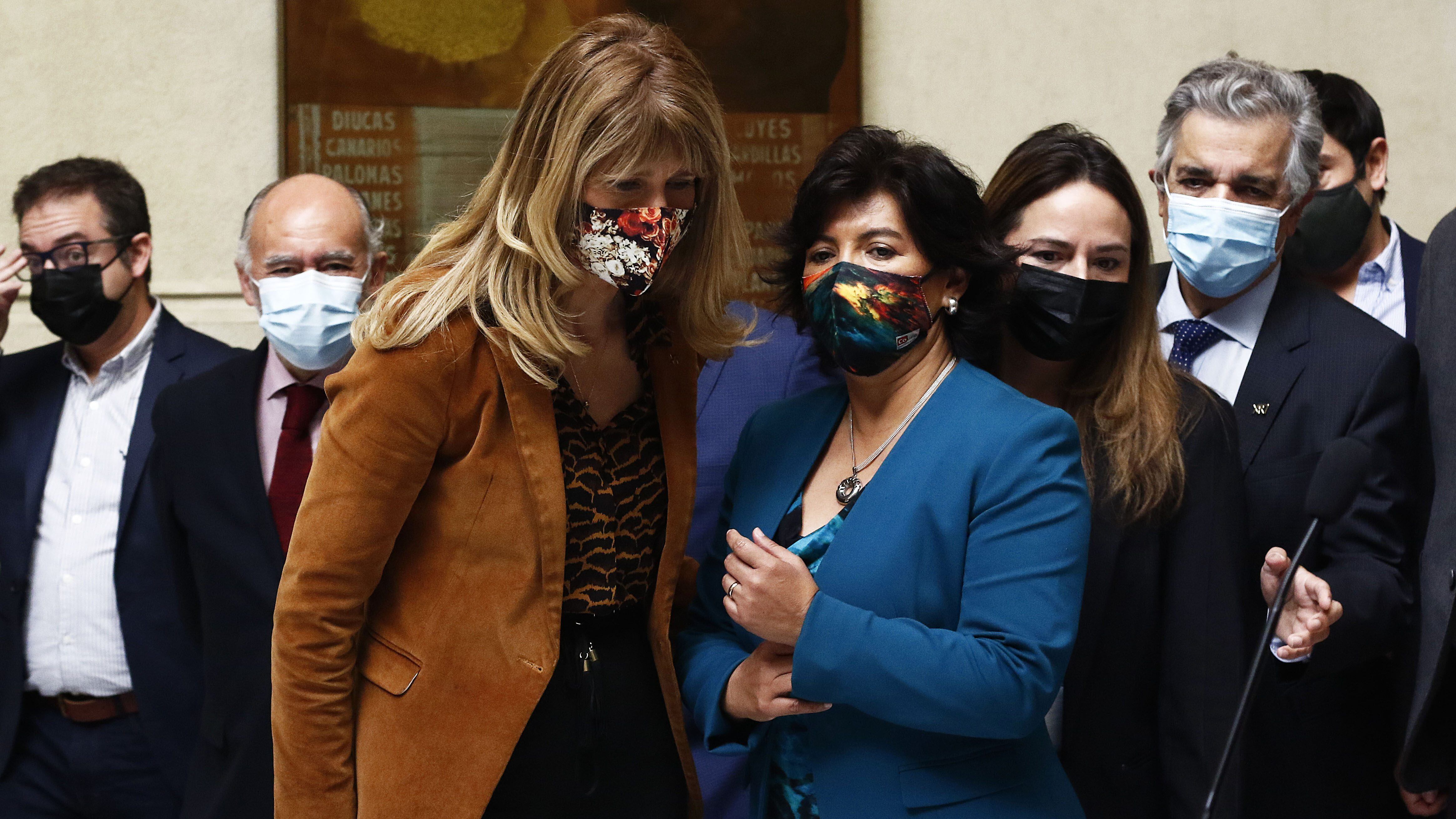 Ximena Rincón y Yasna Provoste