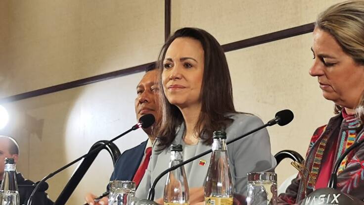 En medio del debate migratorio: María Corina Machado aboga por regularización de venezolanos “de bien” en Chile