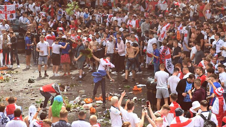 Hooligans final Eurocopa