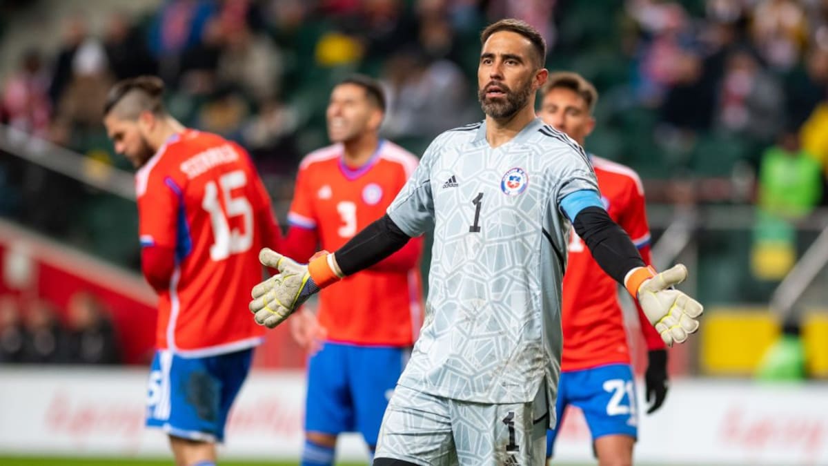 Claudio Bravo y su nueva ausencia en La Roja: «Me sorprende el trato»