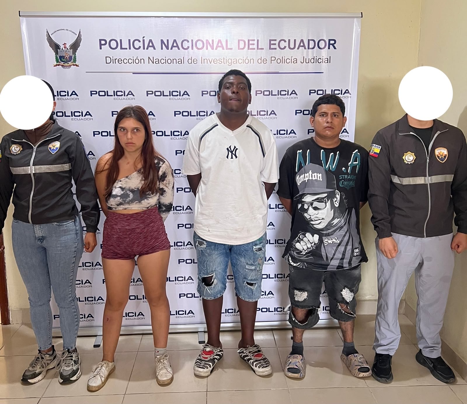 Chilena es detenida en Ecuador por presunta participación en sicariato