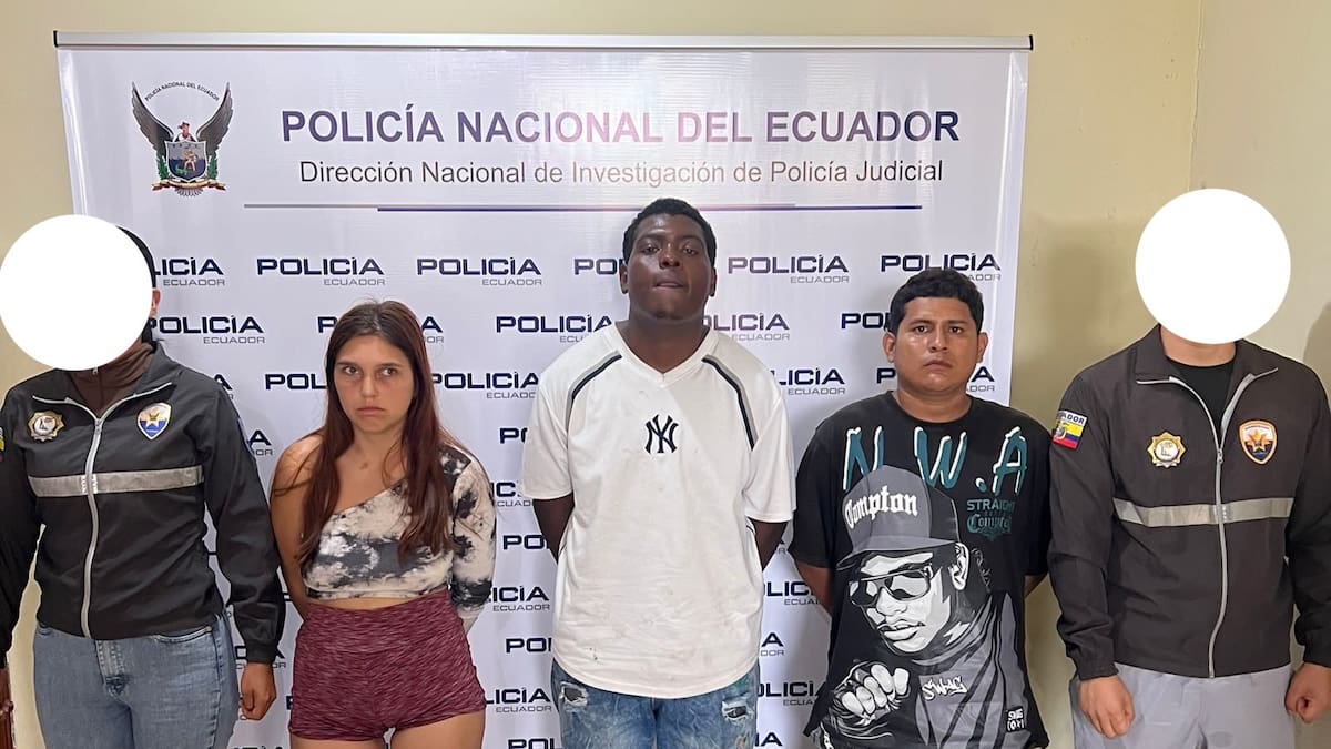 Chilena es detenida en Ecuador por presunta participación en sicariato ligado a disputa entre bandas