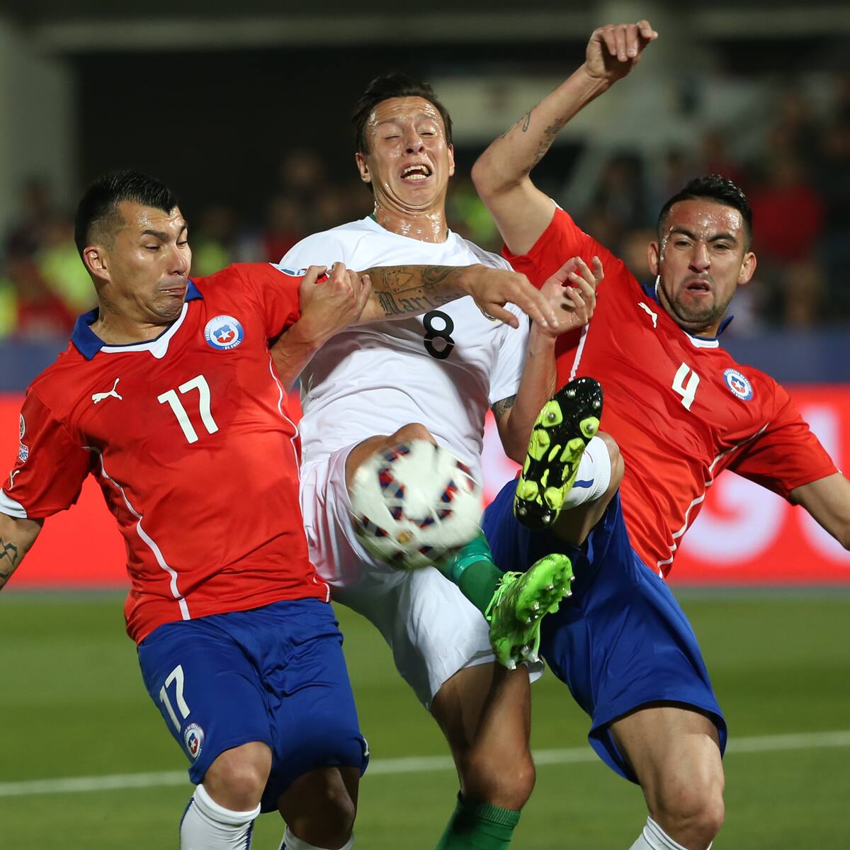 Gary Medel reacciona al retiro de Mauricio Isla y confiesa complejo momento personal: “Problemas familiares”