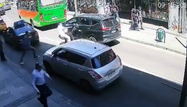 Imágenes muestran violenta detención ciudadana en Valparaiso