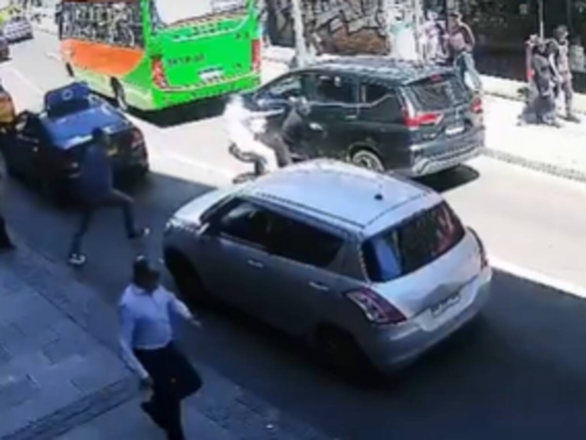 Imágenes muestran violenta detención ciudadana a presunto integrante de banda delictual “La Jauría” en Valparaíso