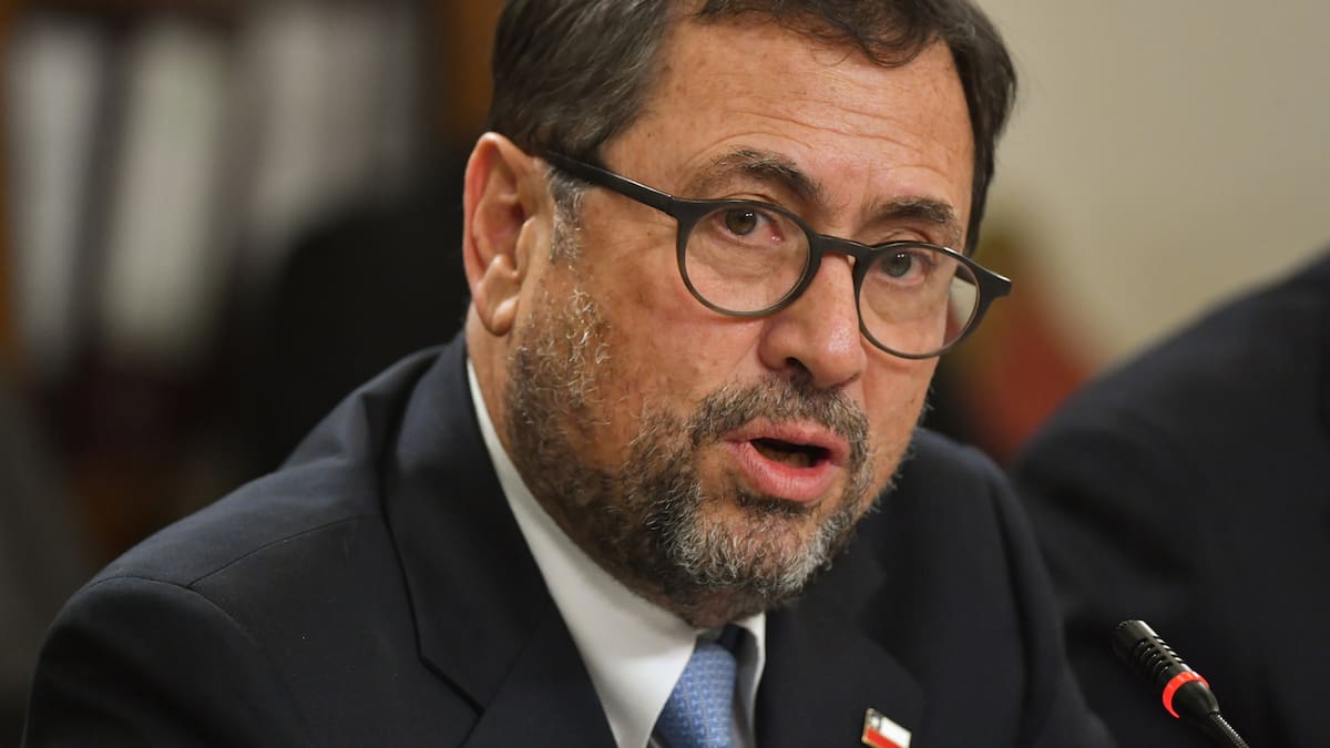 Oposición cuestiona gestión del canciller Pérez Mackenna y evalúa interpelación por relación con EE.UU.