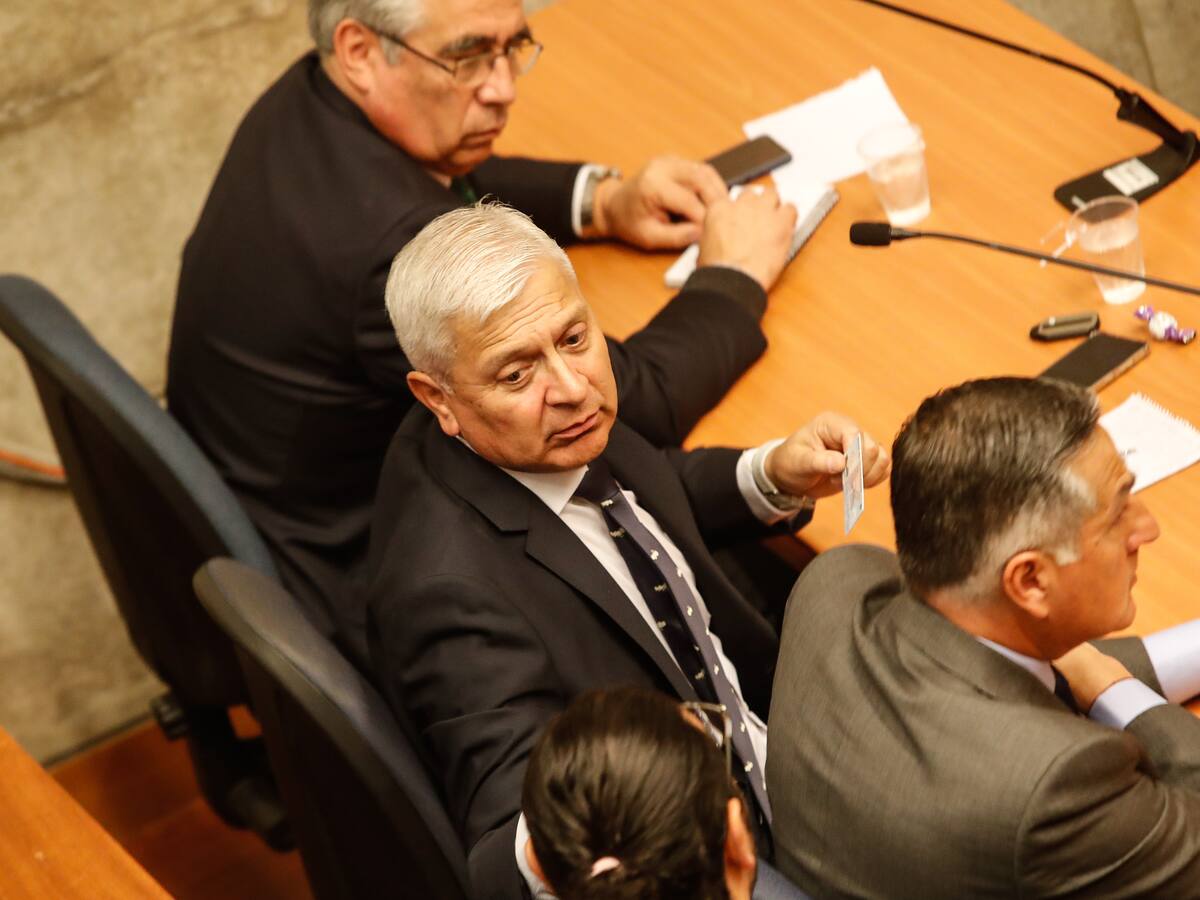 Tribunal decreta arraigo nacional y firma quincenal para Ricardo Yáñez, Mario Rozas y Diego Olate