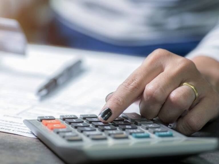 Calculate how much cost or spending have with credit cards.