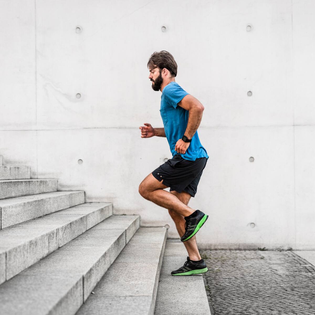 Te distraes del entrenamiento en vacaciones: esta es la mejor manera de seguir haciendo ejercicios, según expertos