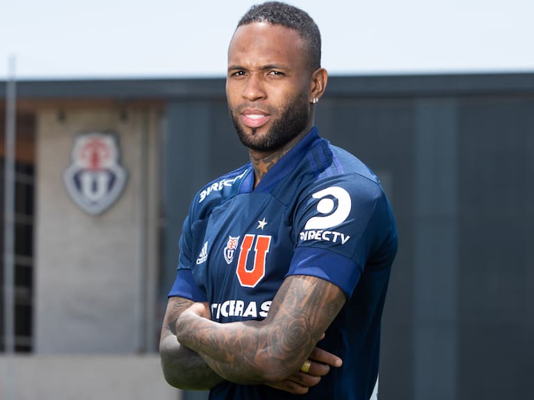 Reinaldo Lenis tras arribar a la «U»: Me dijeron que era el más grande, el Boca Juniors de Chile