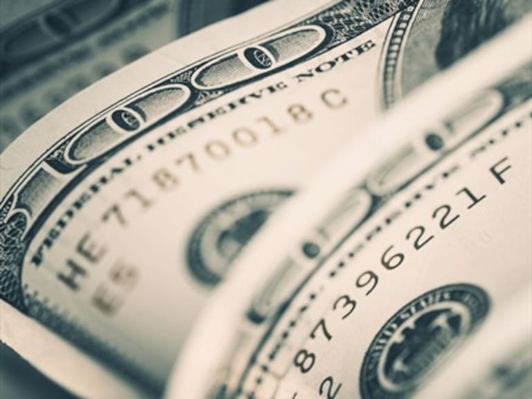 Bolsa electrónica reporta valor histórico del dólar que no se registraba desde 2003