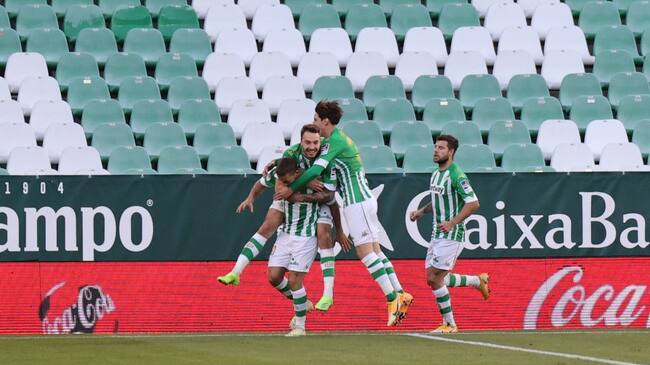 Sergio Canales of Real Betis Balompie celebrate a goal during the La Liga Santander match between Real Betis and Sevilla FC at Estadio Benito Vilamarin in Sevilla, Spain. (Photo by Jose Luis Contreras/DAX Images/NurPhoto via Getty Images)