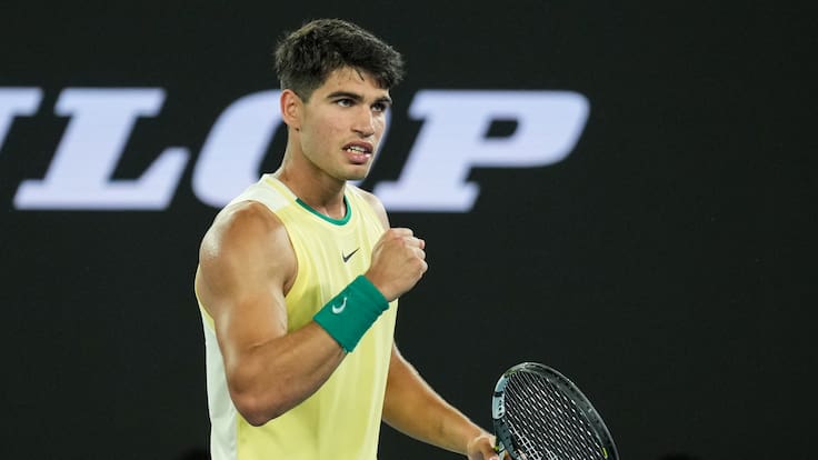 Carlos Alcaraz arranca con eficacia su participación en el Abierto de Australia