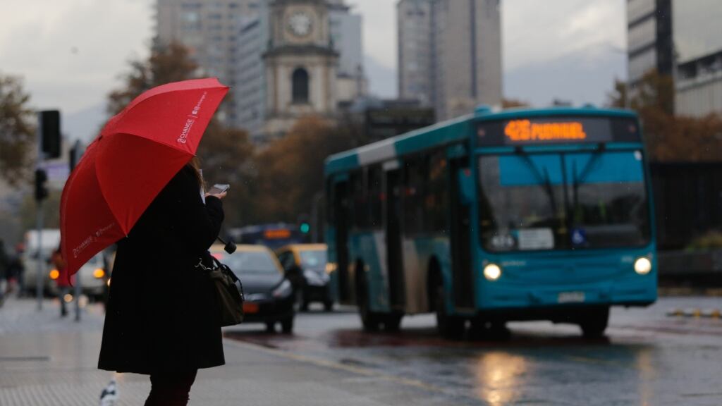 Lluvia en Santiago