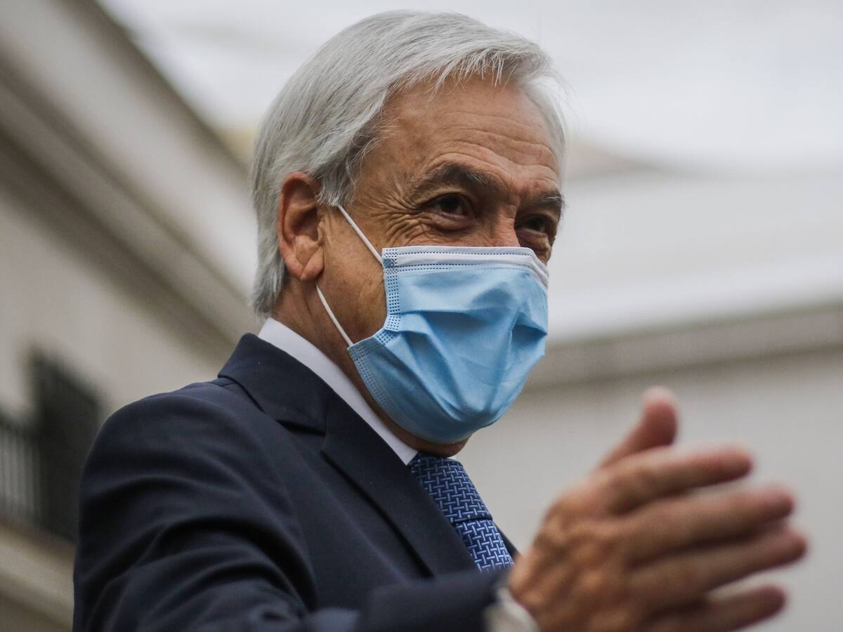 Año escolar 2021: Presidente Piñera afirmó que más de la mitad de los profesores se han vacunado contra el coronavirus