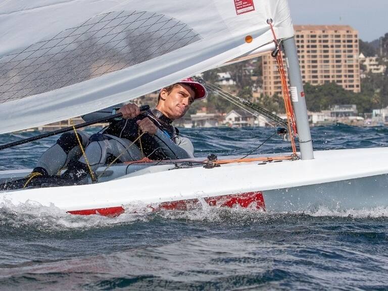 Accidentado estreno de velerista Clemente Seguel en Portugal